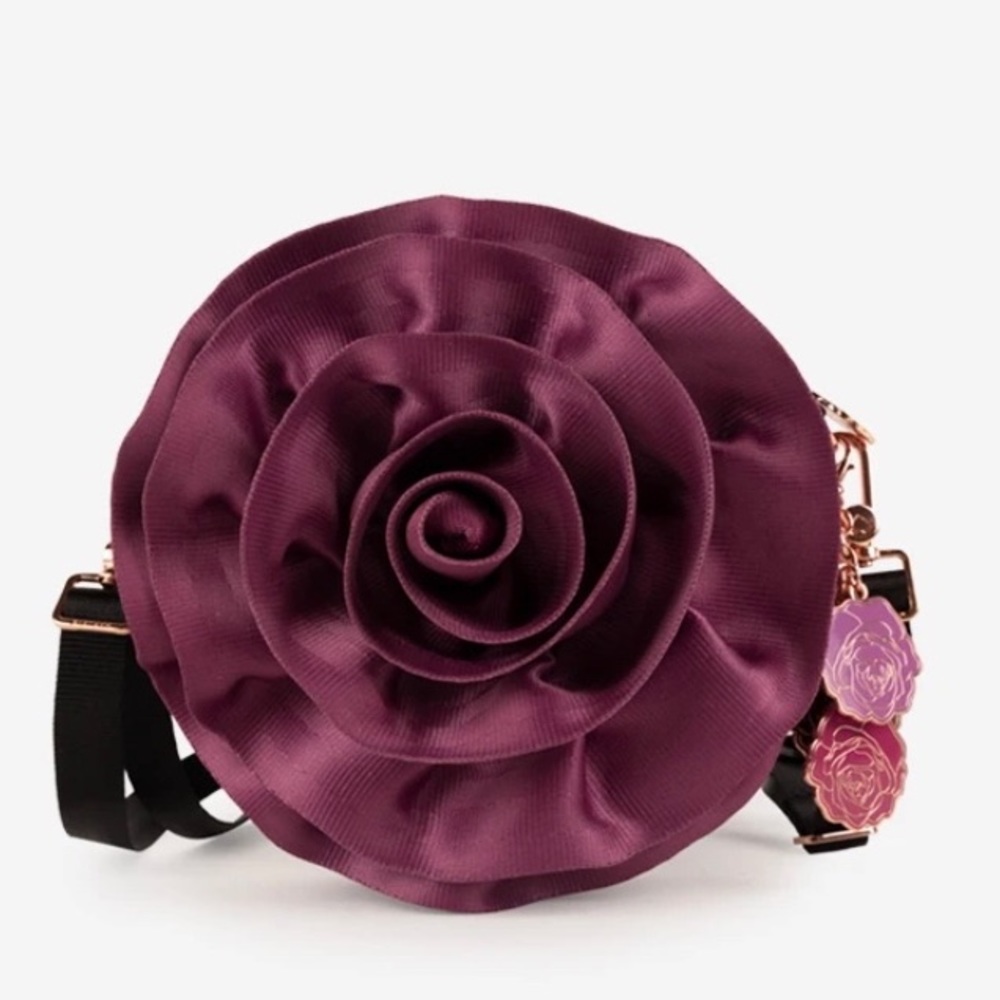 Harveys Collector’s Series Rose Convertible Bag - Picture 7 of 12